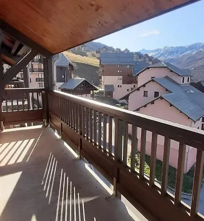 Apartment L'ourson Skis Aux Pieds